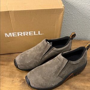 Merrell Men's Slip-On Jungle Moc Suede Loafers in Gunsmoke size 9.5 NEW